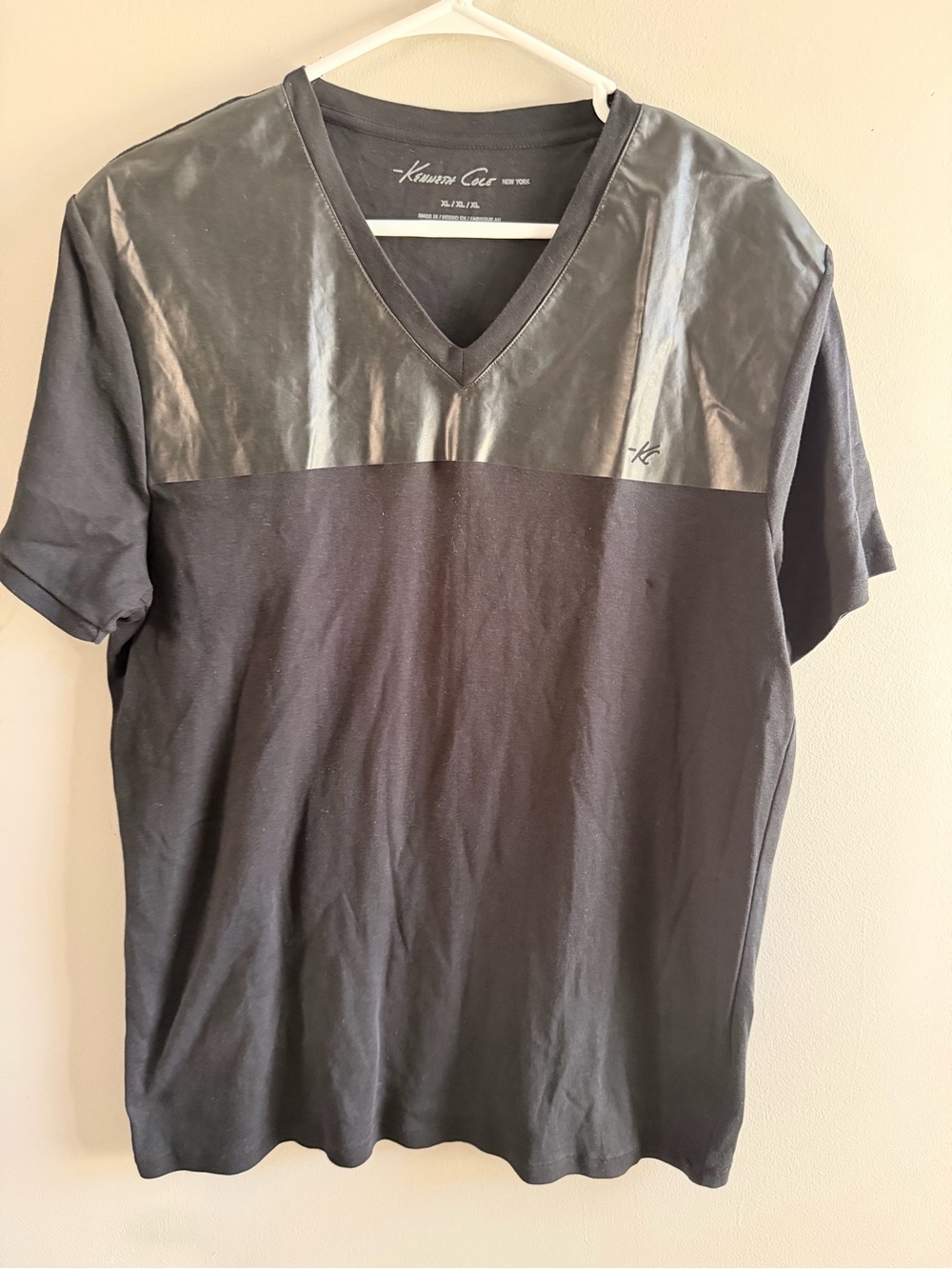 Kenneth Cole Men’s Black V-Neck Panel T-Shirt